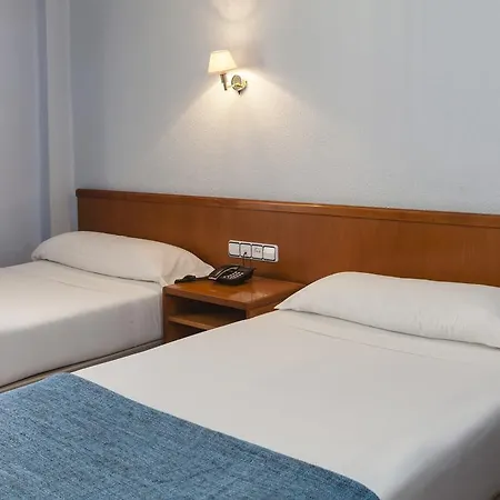 Express Covadonga Szálloda 2*