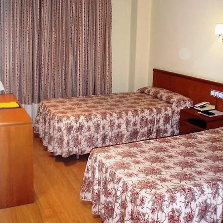 Express Covadonga Szálloda 2*