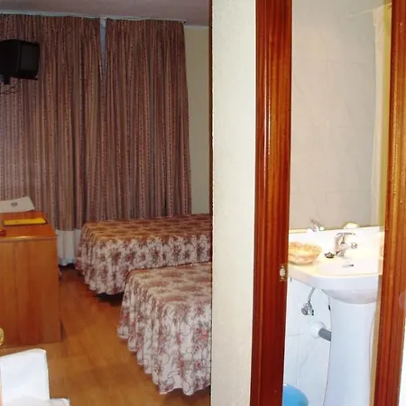 Express Covadonga Hotel
